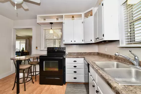 712 Spring St, Washington, IL 61571 photo 27