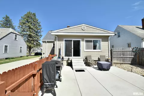 712 Spring St, Washington, IL 61571 photo 44