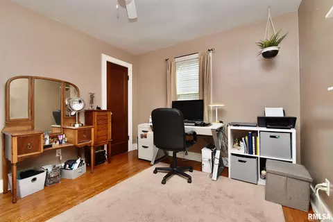 712 Spring St, Washington, IL 61571 photo 8