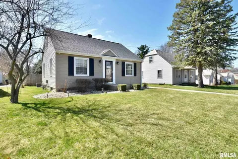 712 Spring St, Washington, IL 61571 photo 48