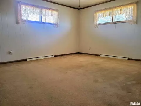 9309 E Manito Rd, Manito, IL 61546 photo 14