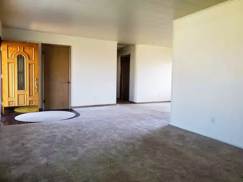 9309 E Manito Rd, Manito, IL 61546 photo 3