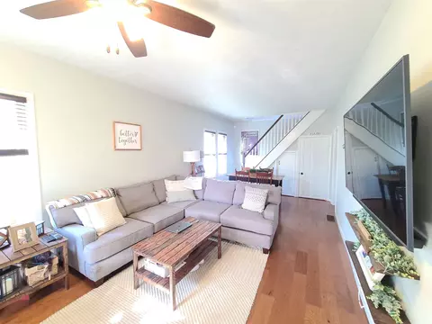 542 Baxter Ct, Canton, IL 61520 photo 2