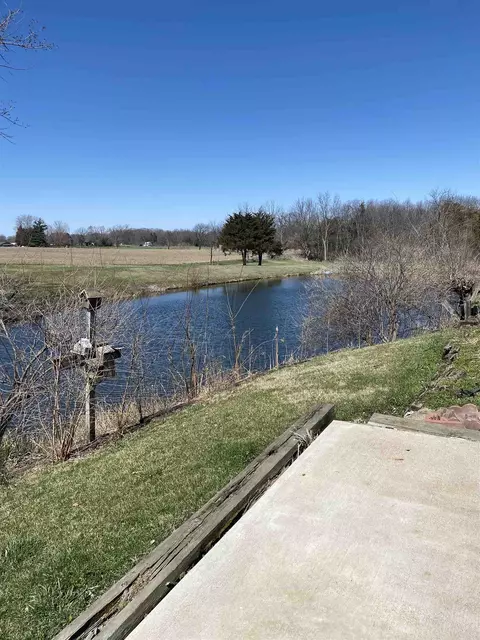 924 Banta Rd, Lowpoint, IL 61545 photo 22