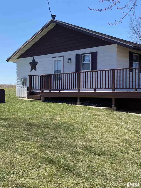 924 Banta Rd, Lowpoint, IL 61545 photo 18