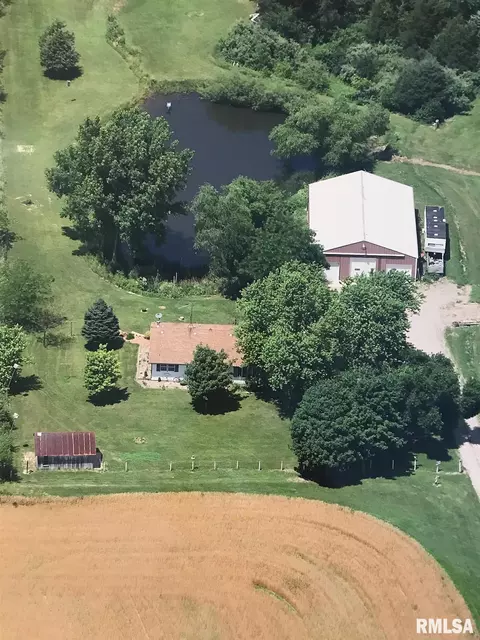 924 Banta Rd, Lowpoint, IL 61545 photo 1