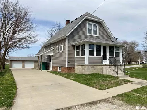 830 Carey Ave, Macomb, IL 61455 photo 1