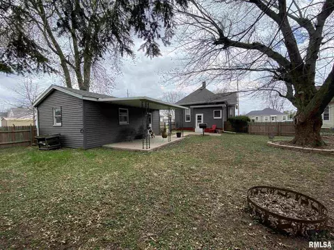 250 E Birch St, Canton, IL 61520 photo 7