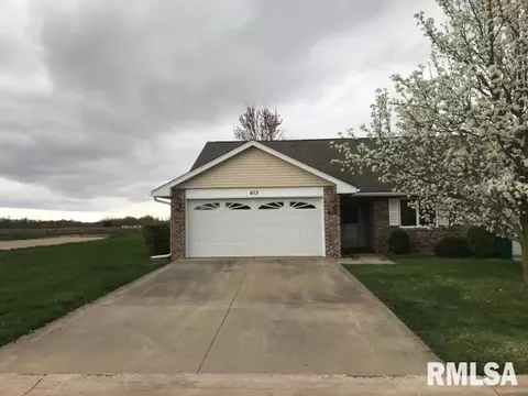 413 Pinecrest Dr, Macomb, IL 61455 photo 1