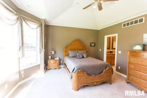203 Parkway Dr, Eureka, IL 61530 photo 30