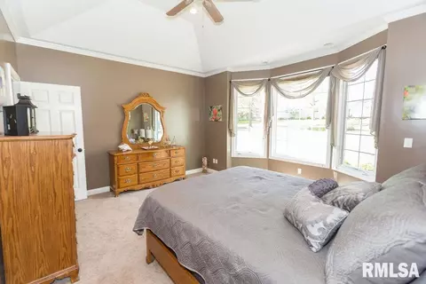 203 Parkway Dr, Eureka, IL 61530 photo 29