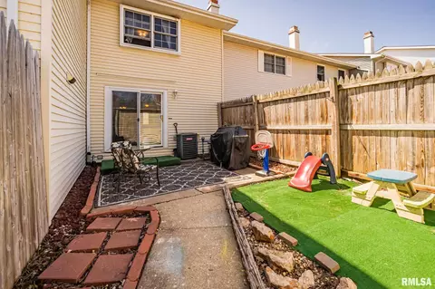 4304 W Lora Ann Ln, Peoria, IL 61615 photo 22