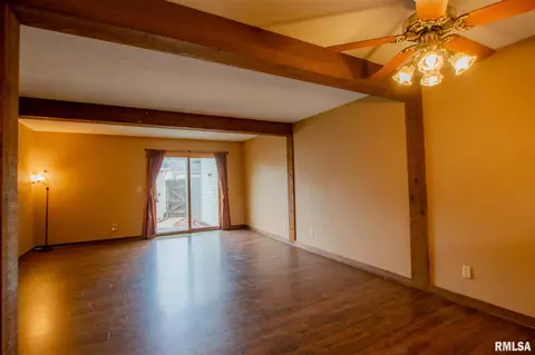 4304 W Lora Ann Ln, Peoria, IL 61615 photo 7