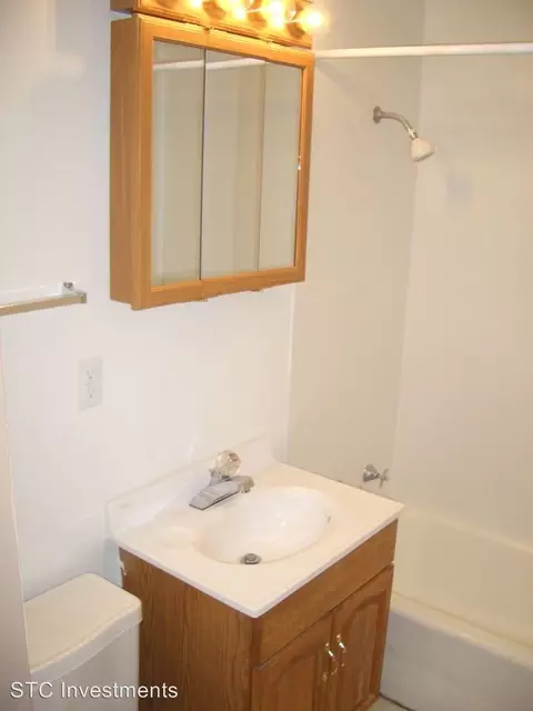 329 S Monroe St, Macomb, IL 61455 photo 10