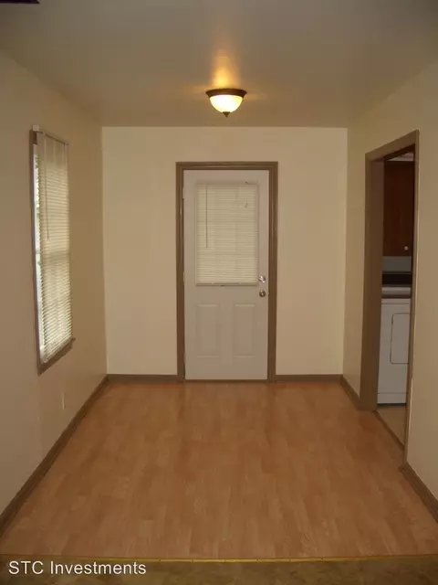 329 S Monroe St, Macomb, IL 61455 photo 11