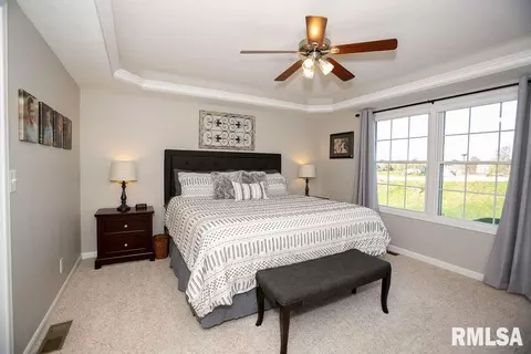 1601 Parkview Dr, Eureka, IL 61530 photo 25