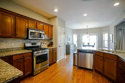 827 Stonebridge Dr, Metamora, IL 61548 photo 15