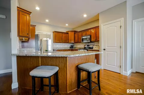 827 Stonebridge Dr, Metamora, IL 61548 photo 13