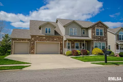 827 Stonebridge Dr, Metamora, IL 61548 photo 1
