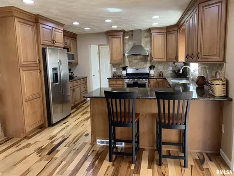 10826 W Timber Rd, Mapleton, IL 61547 photo 3