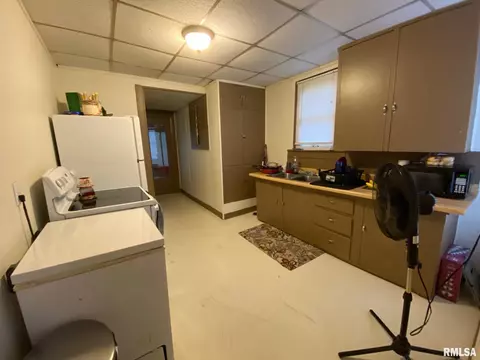 405 E Jefferson St, Macomb, IL 61455 photo 6