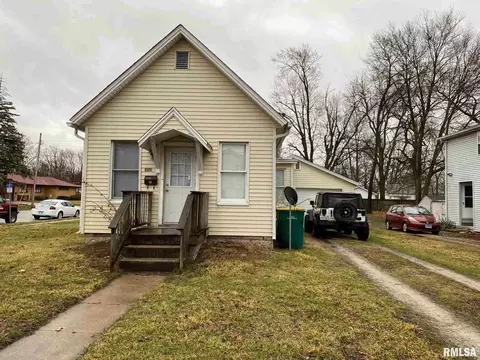 405 E Jefferson St, Macomb, IL 61455 photo 1