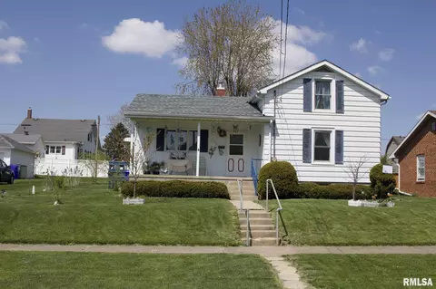 608 Division St, Kewanee, IL 61443 photo 1