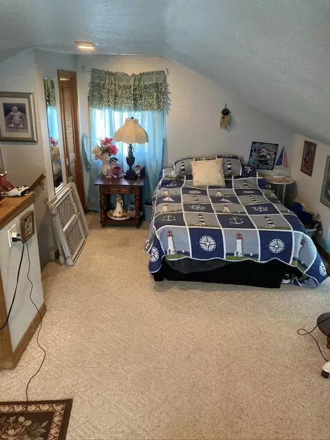 608 Division St, Kewanee, IL 61443 photo 8