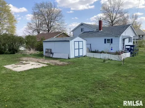 608 Division St, Kewanee, IL 61443 photo 12