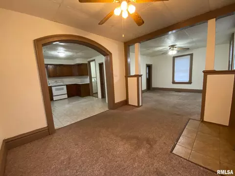1115 E Jefferson St, Macomb, IL 61455 photo 14