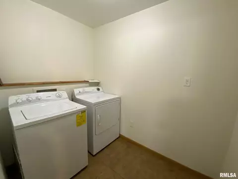 1115 E Jefferson St, Macomb, IL 61455 photo 17
