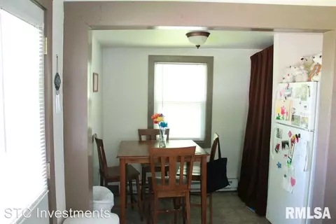 1115 E Jefferson St, Macomb, IL 61455 photo 6