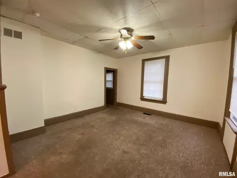1115 E Jefferson St, Macomb, IL 61455 photo 15