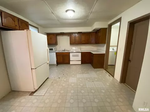 1115 E Jefferson St, Macomb, IL 61455 photo 16