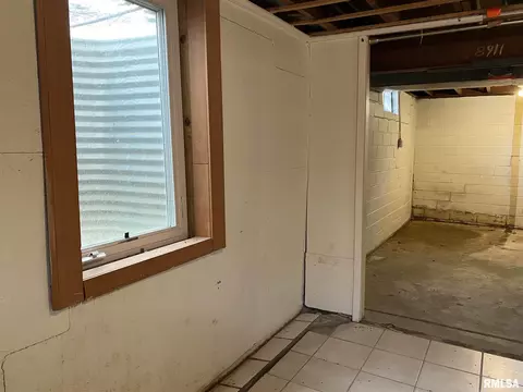 907 Stadium Dr, Macomb, IL 61455 photo 19