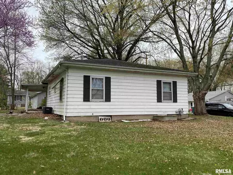 907 Stadium Dr, Macomb, IL 61455 photo 27