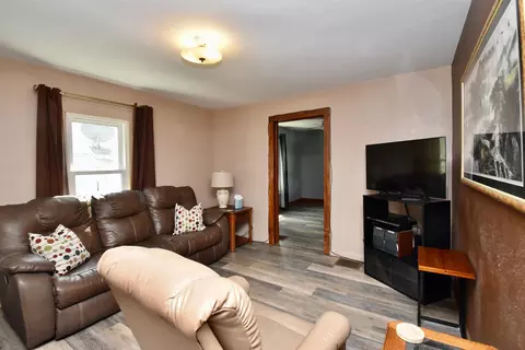 1015 Maple St, Pekin, IL 61554 photo 17