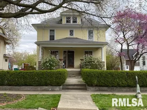 413 S Randolph St, Macomb, IL 61455 photo 1