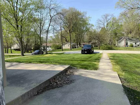 422 SW Murray St, Macomb, IL 61455 photo 19