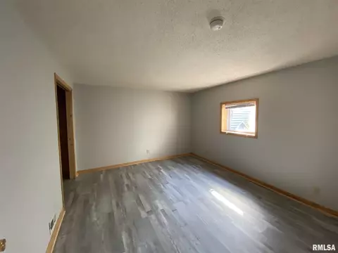 422 SW Murray St, Macomb, IL 61455 photo 13