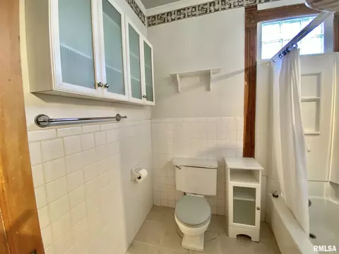 524 S Main St, Canton, IL 61520 photo 14