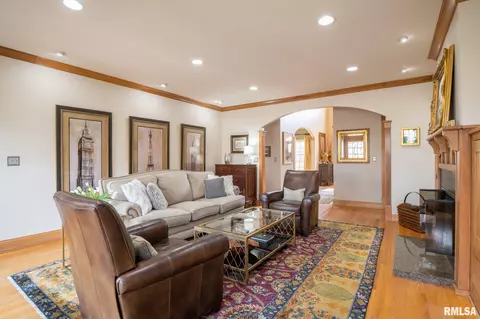 12715 N Georgetowne Rd, Dunlap, IL 61525 photo 9