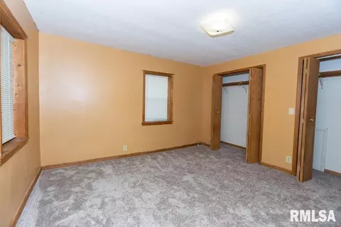 414 W Cruger St, Eureka, IL 61530 photo 10
