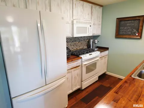 4900 S Sir Lionel Ct, Mapleton, IL 61547 photo 15