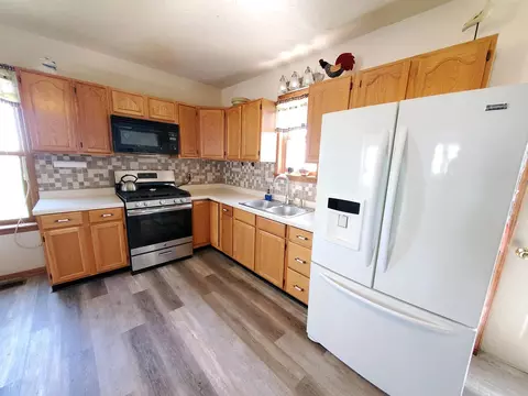 16471 Mclean Rd, Danvers, IL 61732 photo 11