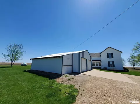 16471 Mclean Rd, Danvers, IL 61732 photo 8