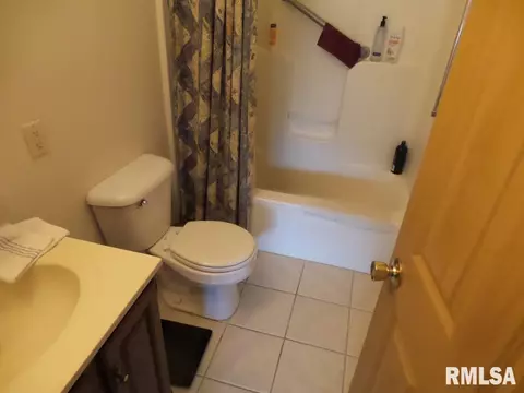 1101 School St, Henry, IL 61537 photo 18