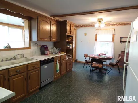 1101 School St, Henry, IL 61537 photo 33