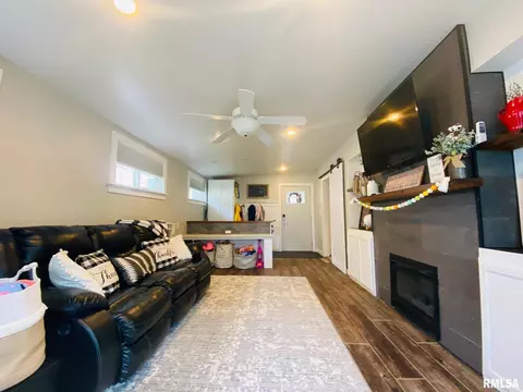 226 E Walker St, Macomb, IL 61455 photo 19
