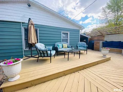 226 E Walker St, Macomb, IL 61455 photo 28
